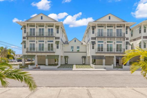 Oynx House & Jade House at the Gemma - 2 Amazing Homes Steps to Clearwater Beach